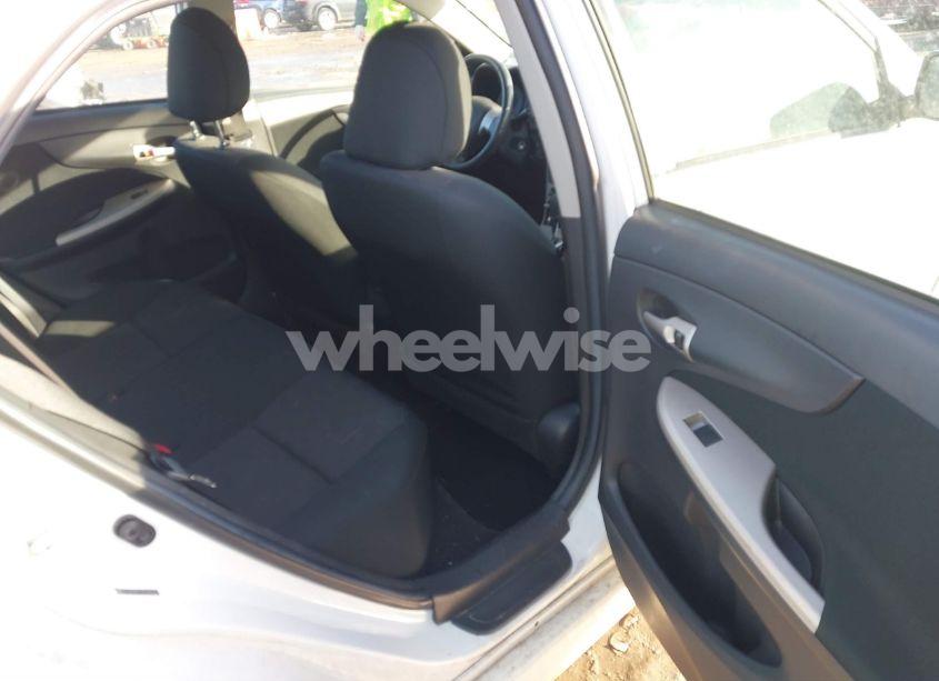 Photo 8 of 2010 Toyota Corolla S (VIN 2T1BU4EE2AC333512)