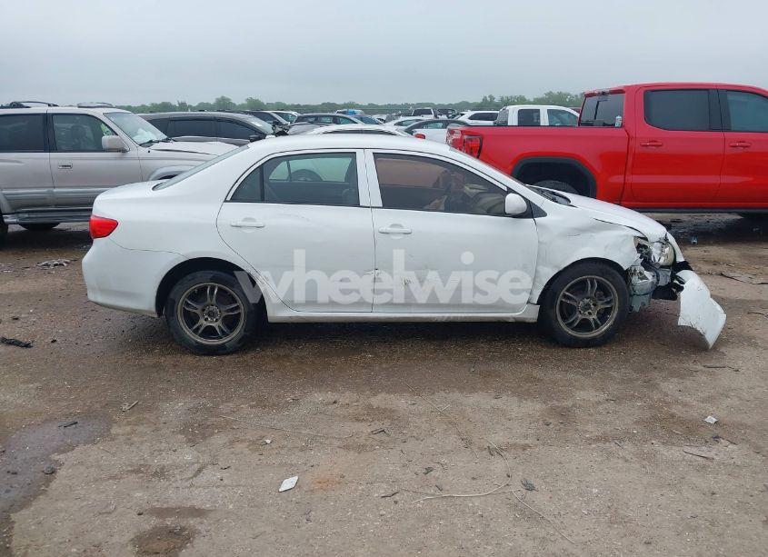 Photo 13 of 2010 Toyota Corolla LE (VIN 2T1BU4EE2AC362928)