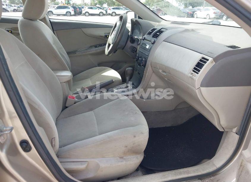 Photo 5 of 2010 Toyota Corolla LE (VIN 2T1BU4EE2AC371340)