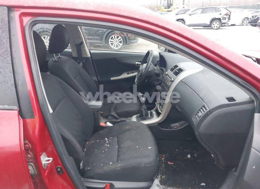 Photo 5 of 2010 Toyota Corolla S (VIN 2T1BU4EE2AC466707)