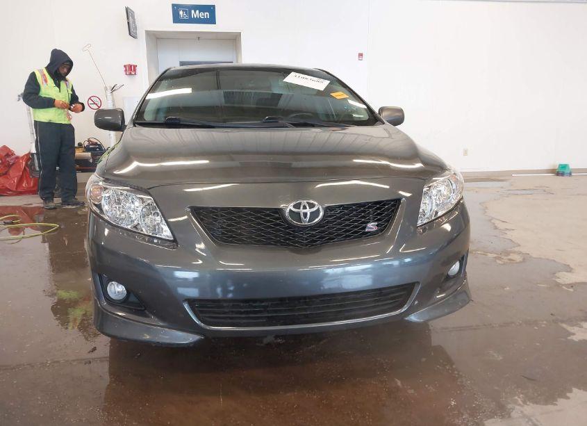 Photo 12 of 2010 Toyota Corolla S (VIN 2T1BU4EE2AC468358)