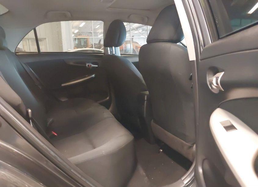 Photo 8 of 2010 Toyota Corolla S (VIN 2T1BU4EE2AC468358)