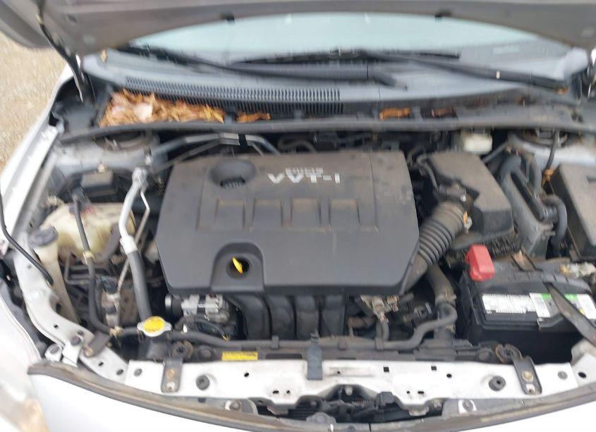 Photo 10 of 2010 Toyota Corolla S (VIN 2T1BU4EE2AC470711)