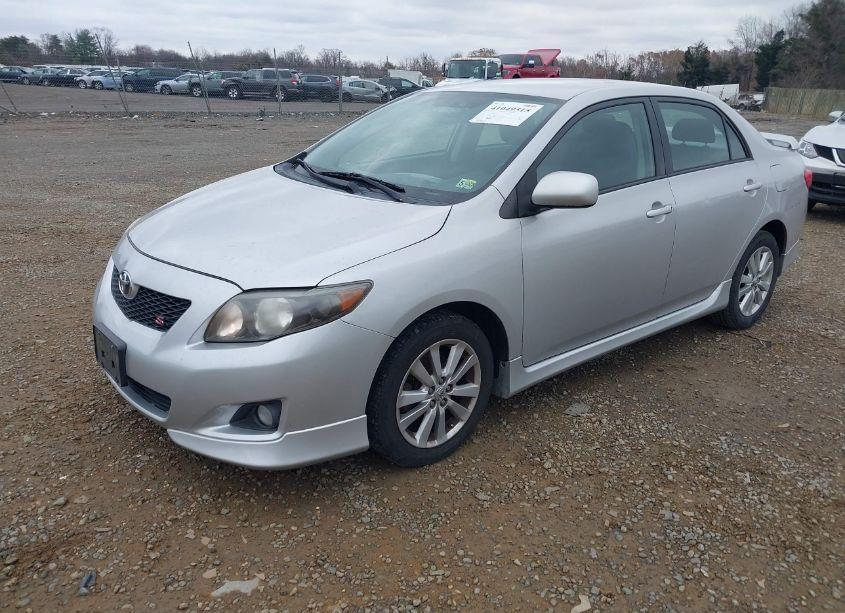 Photo 2 of 2010 Toyota Corolla S (VIN 2T1BU4EE2AC470711)