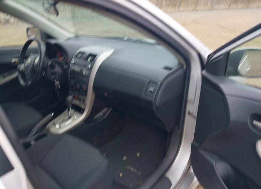 Photo 5 of 2010 Toyota Corolla S (VIN 2T1BU4EE2AC470711)