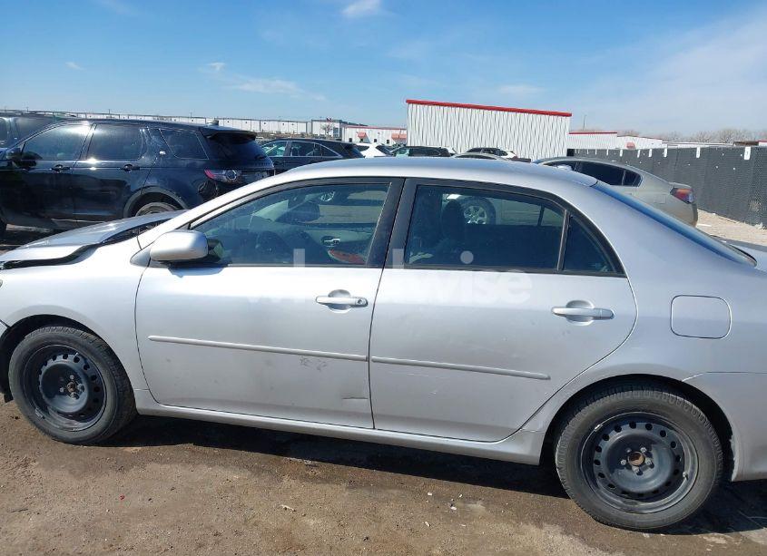 Photo 14 of 2010 Toyota Corolla XLE (VIN 2T1BU4EE2AC493762)