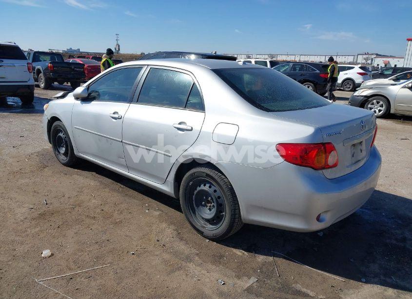 Photo 3 of 2010 Toyota Corolla XLE (VIN 2T1BU4EE2AC493762)