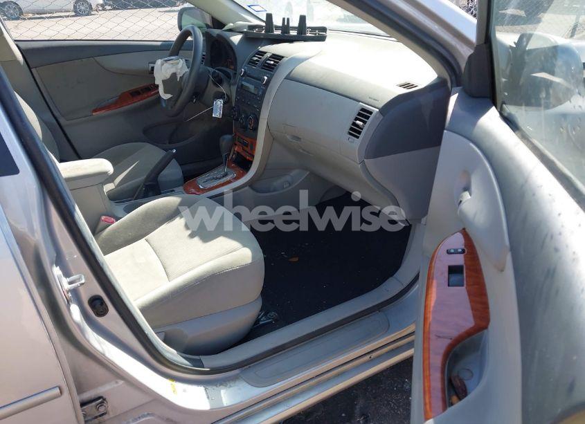 Photo 5 of 2010 Toyota Corolla XLE (VIN 2T1BU4EE2AC493762)