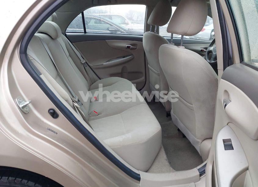 Photo 8 of 2010 Toyota Corolla LE (VIN 2T1BU4EE2AC519857)