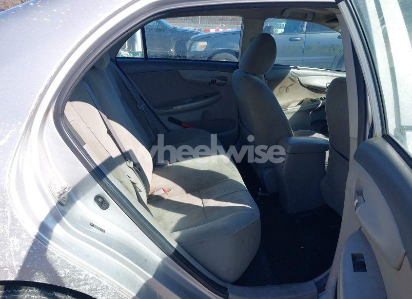 Photo 8 of 2010 Toyota Corolla LE (VIN 2T1BU4EE2AC521544)