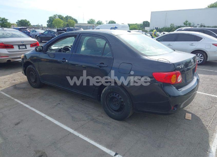 Photo 3 of 2010 Toyota Corolla LE (VIN 2T1BU4EE2AC526789)