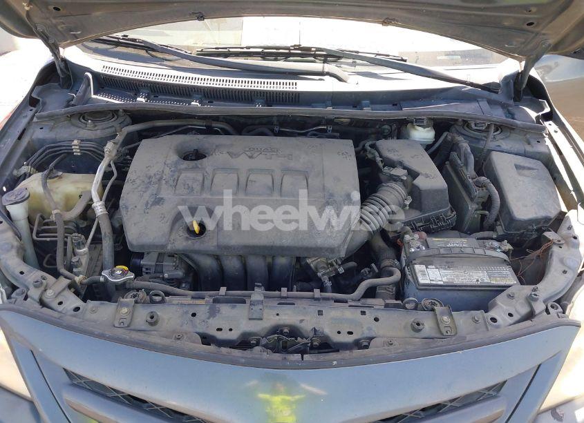 Photo 10 of 2011 Toyota Corolla LE (VIN 2T1BU4EE2BC536014)