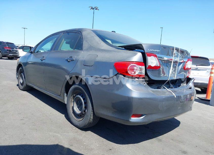 Photo 3 of 2011 Toyota Corolla LE (VIN 2T1BU4EE2BC536014)