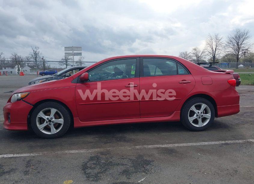 Photo 14 of 2011 Toyota Corolla S (VIN 2T1BU4EE2BC551676)