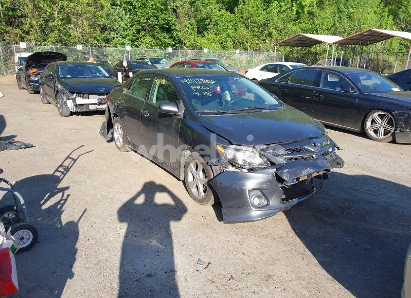 2011 Toyota Corolla S (VIN 2T1BU4EE2BC576335) main photo