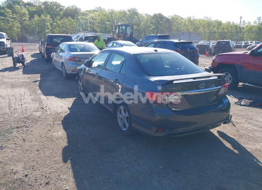 Photo 3 of 2011 Toyota Corolla S (VIN 2T1BU4EE2BC576335)