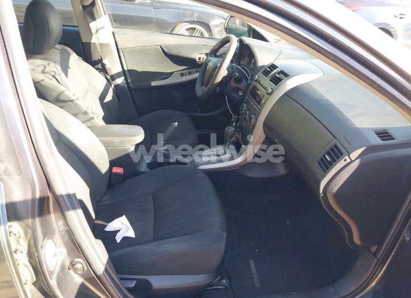 Photo 5 of 2011 Toyota Corolla S (VIN 2T1BU4EE2BC576335)