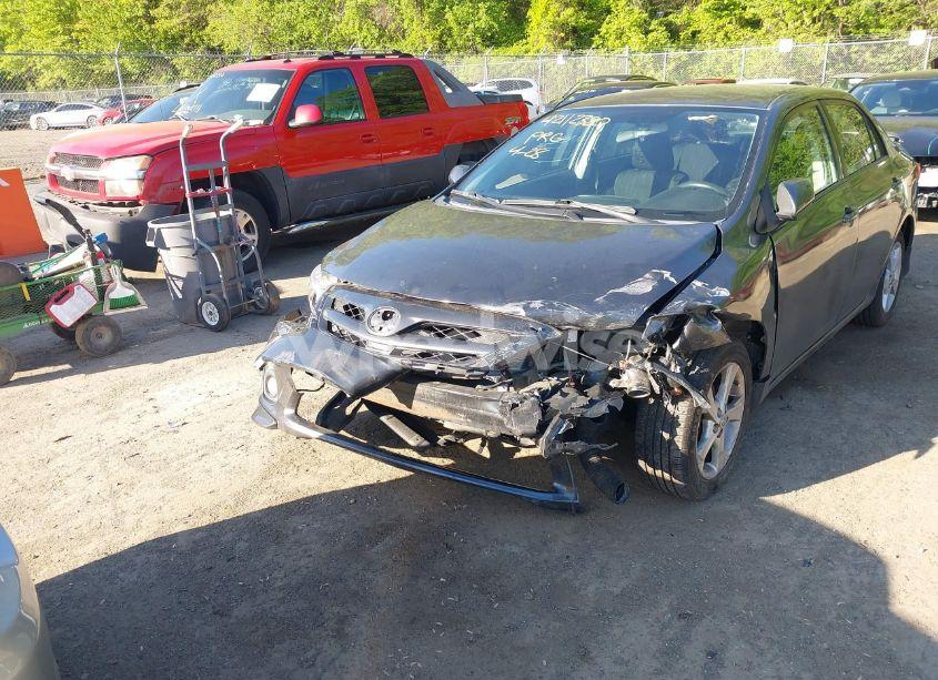 Photo 6 of 2011 Toyota Corolla S (VIN 2T1BU4EE2BC576335)