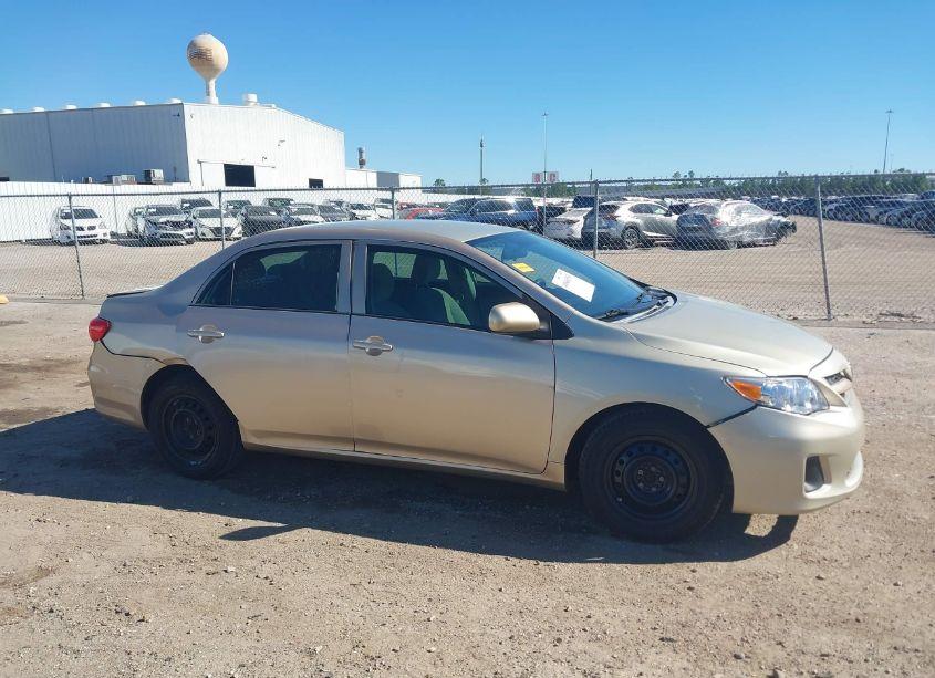 Photo 14 of 2011 Toyota Corolla LE (VIN 2T1BU4EE2BC580160)