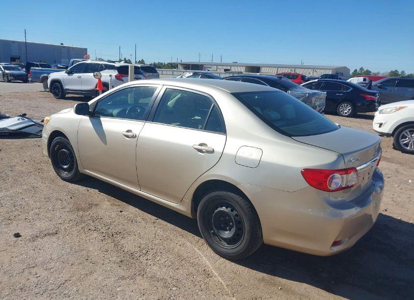 Photo 3 of 2011 Toyota Corolla LE (VIN 2T1BU4EE2BC580160)