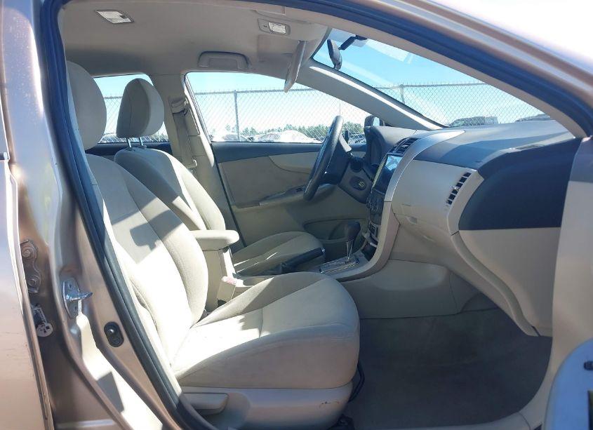 Photo 5 of 2011 Toyota Corolla LE (VIN 2T1BU4EE2BC580160)