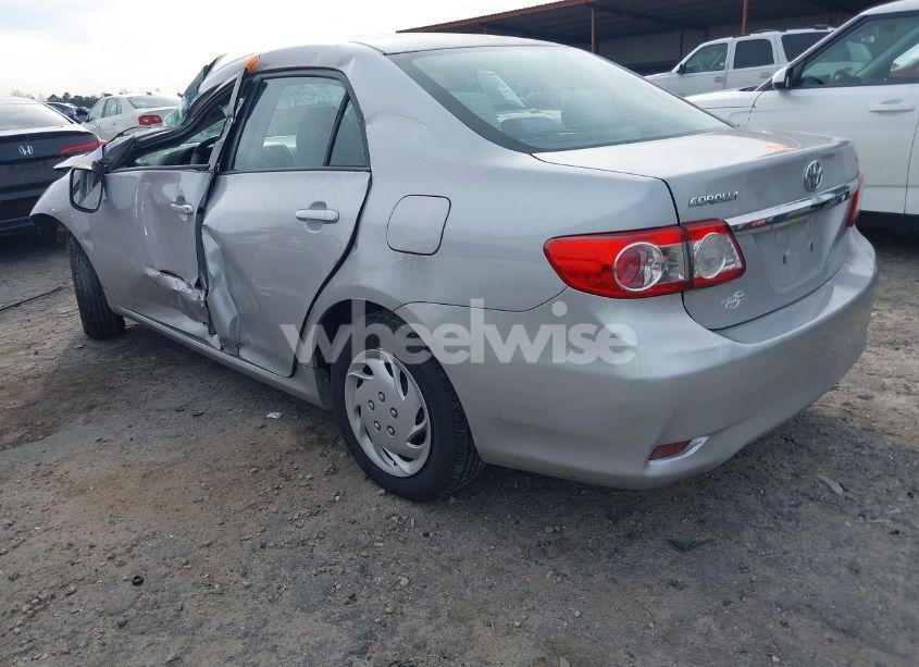 Photo 3 of 2011 Toyota Corolla LE (VIN 2T1BU4EE2BC598710)