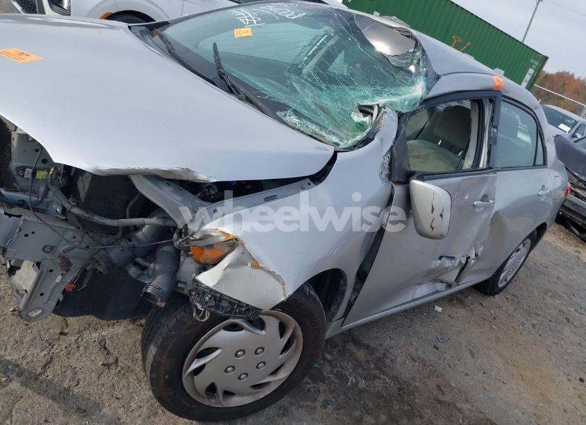 Photo 6 of 2011 Toyota Corolla LE (VIN 2T1BU4EE2BC598710)