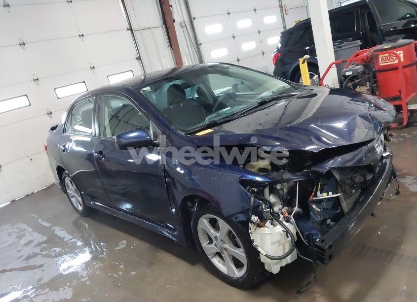 2011 Toyota Corolla S (VIN 2T1BU4EE2BC633861) main photo