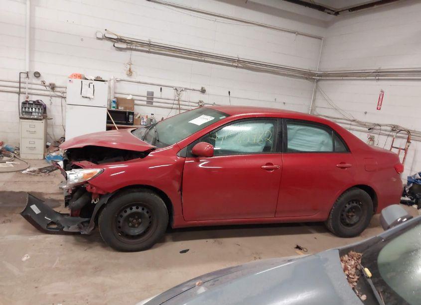 Photo 14 of 2011 Toyota Corolla LE (VIN 2T1BU4EE2BC635707)