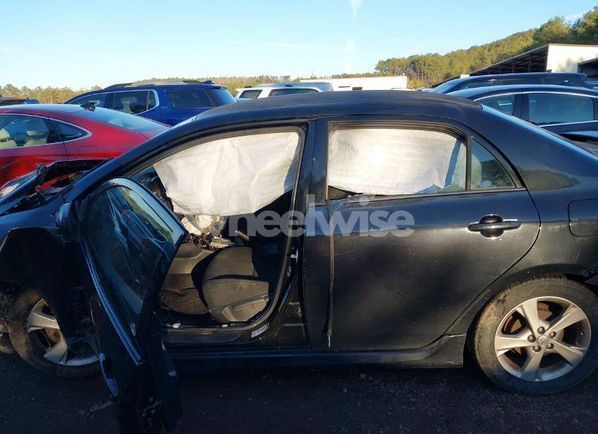 Photo 14 of 2011 Toyota Corolla S (VIN 2T1BU4EE2BC644004)