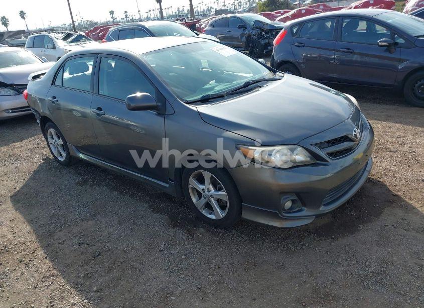 2011 Toyota Corolla S (VIN 2T1BU4EE2BC646402) main photo