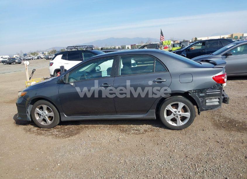 Photo 15 of 2011 Toyota Corolla S (VIN 2T1BU4EE2BC646402)