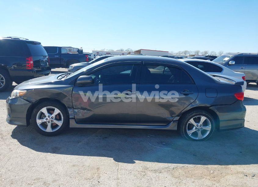 Photo 14 of 2011 Toyota Corolla S (VIN 2T1BU4EE2BC655164)