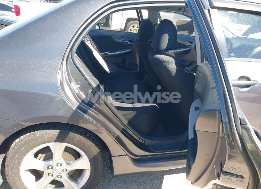 Photo 8 of 2011 Toyota Corolla S (VIN 2T1BU4EE2BC655164)