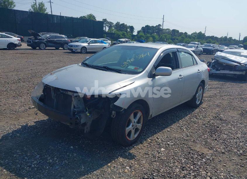 Photo 2 of 2011 Toyota Corolla S (VIN 2T1BU4EE2BC667878)