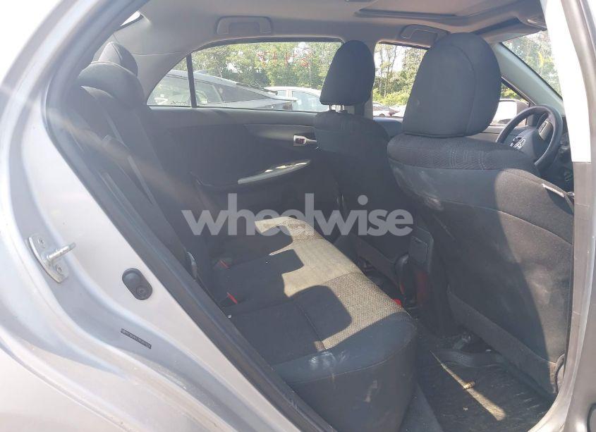 Photo 8 of 2011 Toyota Corolla S (VIN 2T1BU4EE2BC667878)