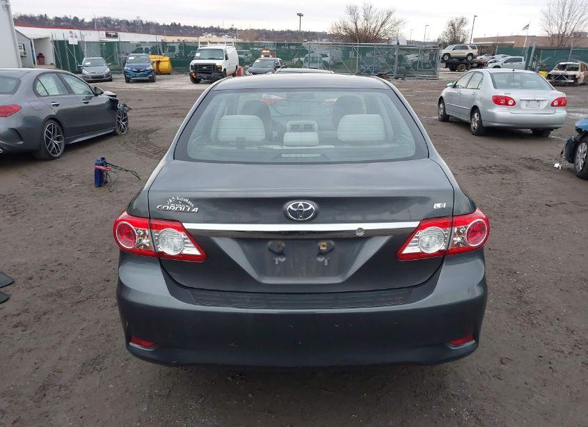 Photo 17 of 2011 Toyota Corolla LE (VIN 2T1BU4EE2BC694661)