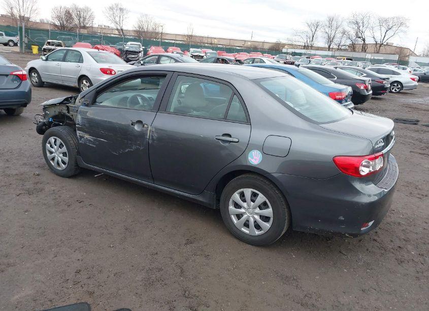 Photo 3 of 2011 Toyota Corolla LE (VIN 2T1BU4EE2BC694661)