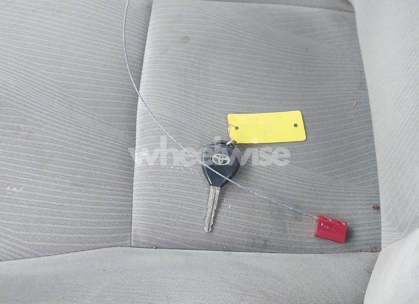 Photo 11 of 2011 Toyota Corolla LE (VIN 2T1BU4EE2BC697253)