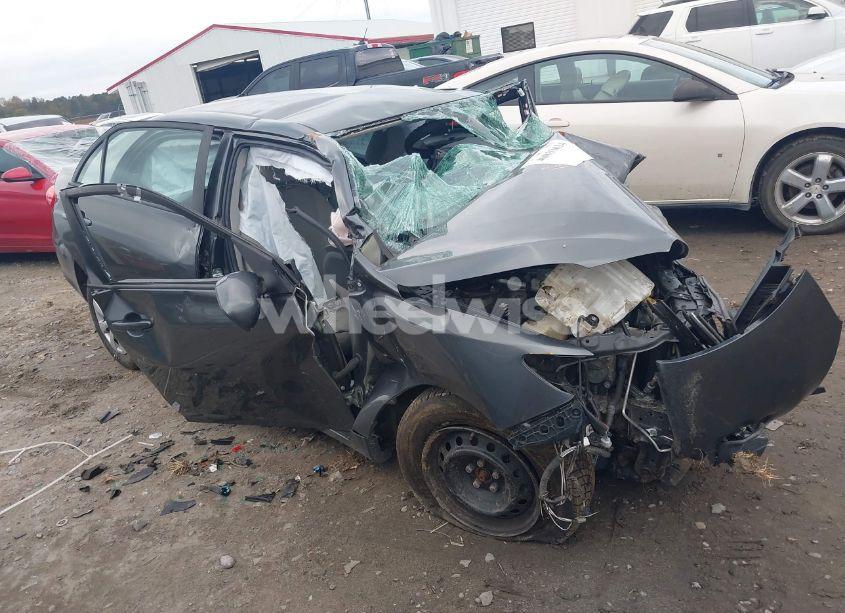 2011 Toyota Corolla LE (VIN 2T1BU4EE2BC712947) main photo