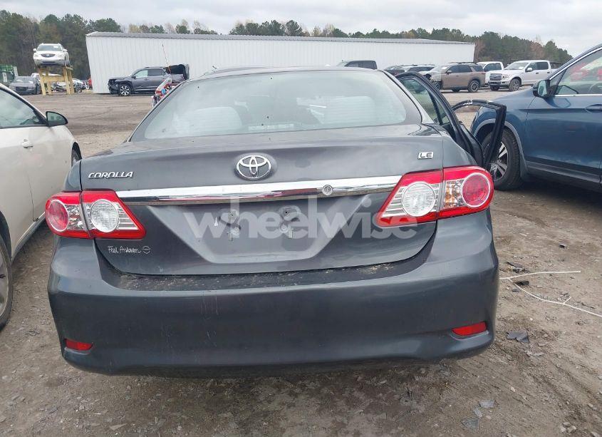 Photo 17 of 2011 Toyota Corolla LE (VIN 2T1BU4EE2BC712947)