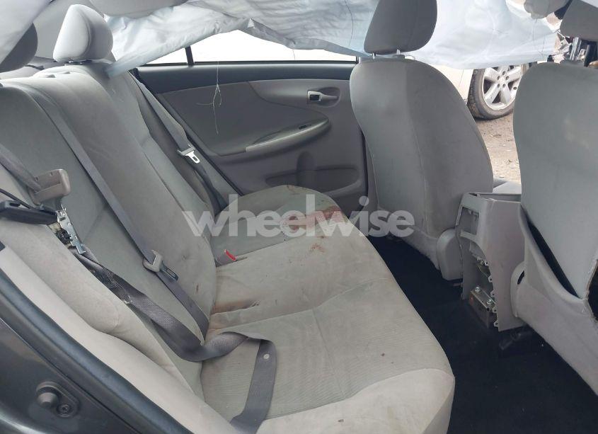 Photo 8 of 2011 Toyota Corolla LE (VIN 2T1BU4EE2BC712947)