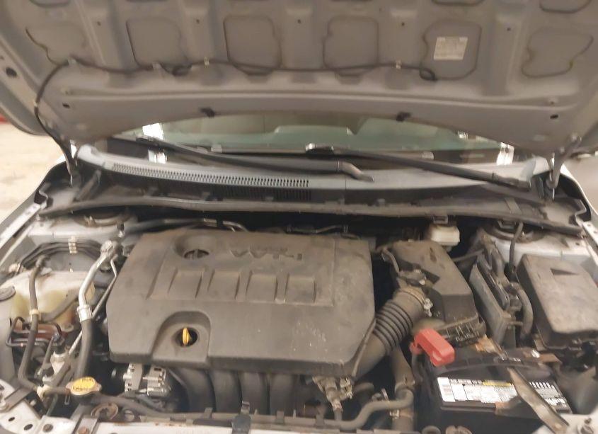 Photo 10 of 2011 Toyota Corolla S (VIN 2T1BU4EE2BC727531)