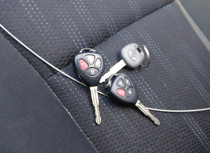 Photo 11 of 2011 Toyota Corolla S (VIN 2T1BU4EE2BC727531)