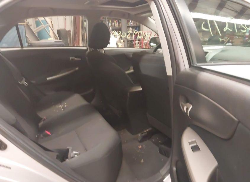 Photo 8 of 2011 Toyota Corolla S (VIN 2T1BU4EE2BC727531)