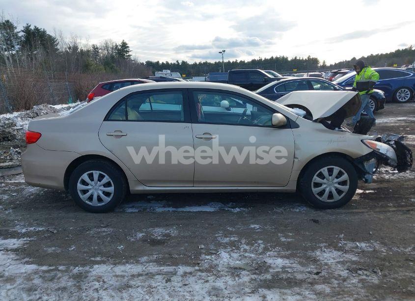 Photo 14 of 2011 Toyota Corolla LE (VIN 2T1BU4EE2BC729358)