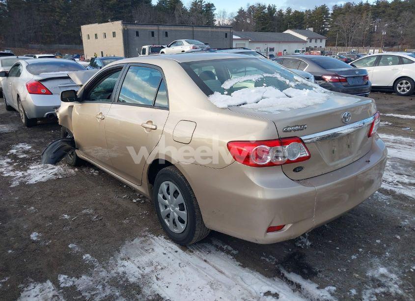 Photo 3 of 2011 Toyota Corolla LE (VIN 2T1BU4EE2BC729358)