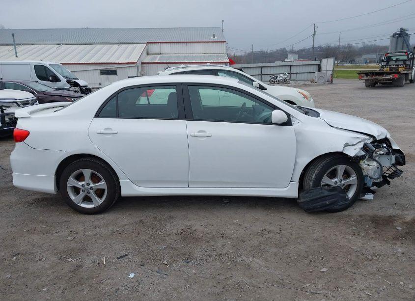 Photo 13 of 2012 Toyota Corolla S (VIN 2T1BU4EE2CC765875)