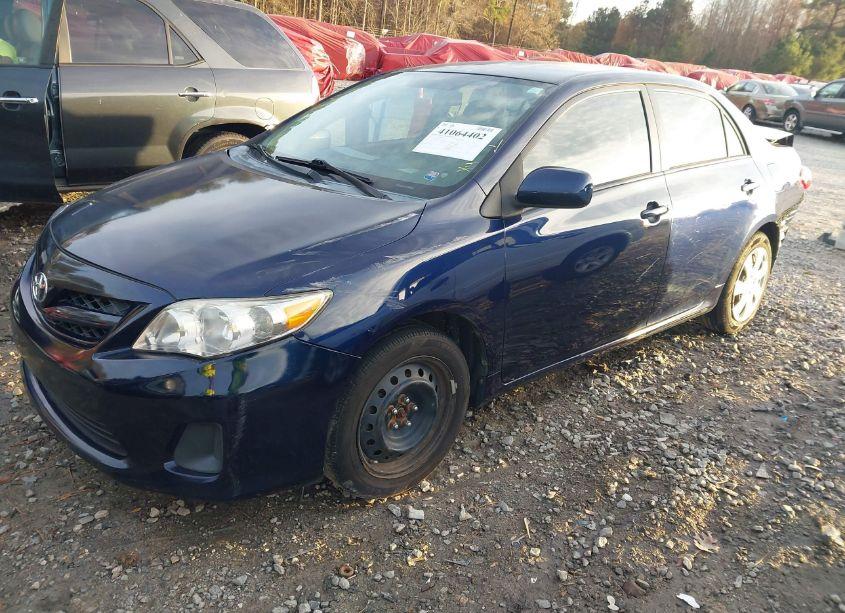 Photo 2 of 2012 Toyota Corolla LE (VIN 2T1BU4EE2CC770672)