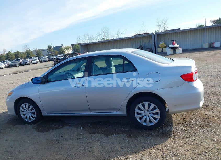 Photo 14 of 2012 Toyota Corolla LE (VIN 2T1BU4EE2CC783650)